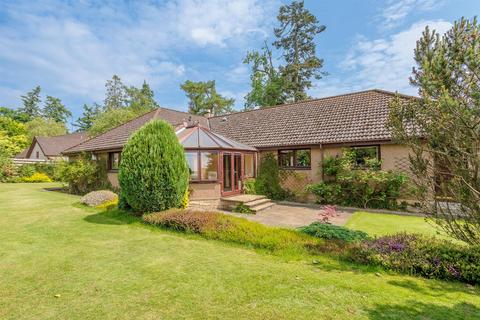 4 bedroom detached bungalow for sale, Tayview, Luncarty, Perth