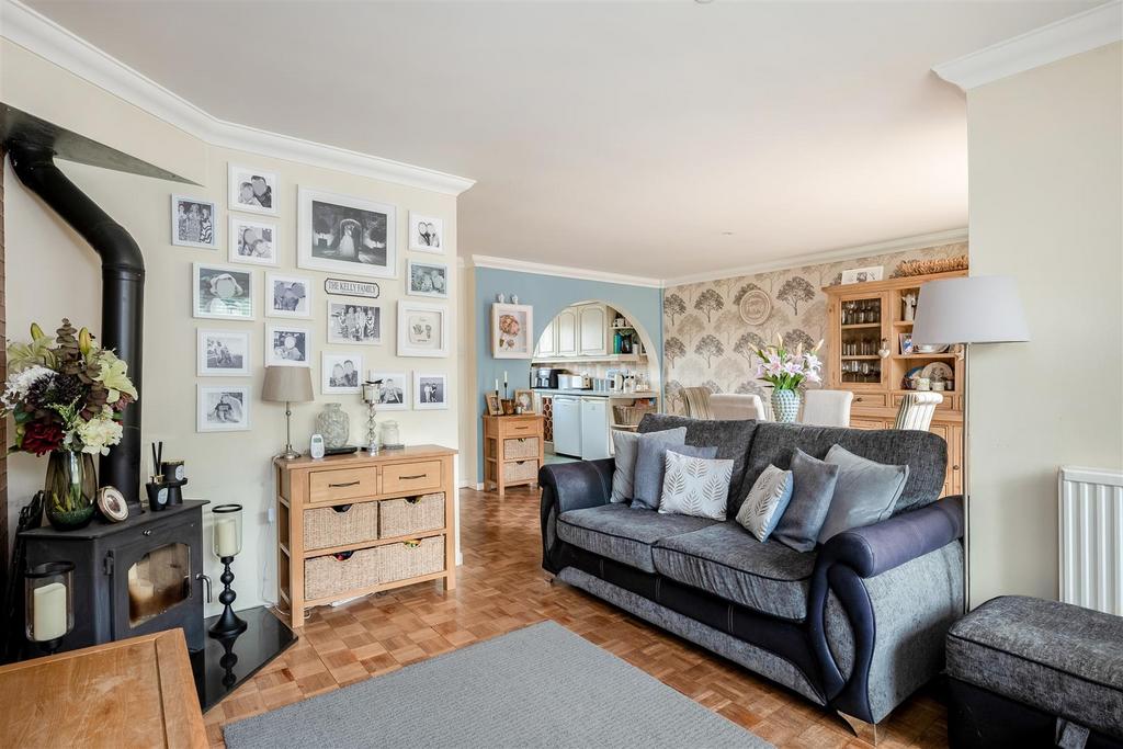 15 Woodfield Drive-6.jpg