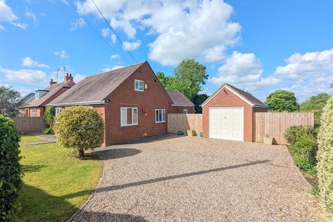 2 bedroom detached bungalow for sale, Strensham Road, Upton-Upon-Severn, Worcester