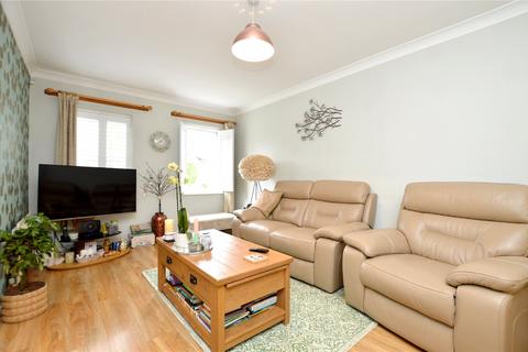 4 bedroom terraced house for sale, Lawson Court, Farsley, Leeds