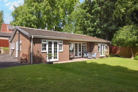 3 bedroom bungalow for sale, The Bungalow, Tower Place, Leeds