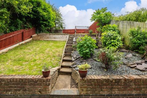 4 bedroom semi-detached house for sale, Wathen Road, Leamington Spa