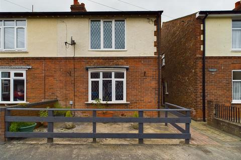 3 bedroom semi-detached house for sale, Melbourne Avenue, Bridlington