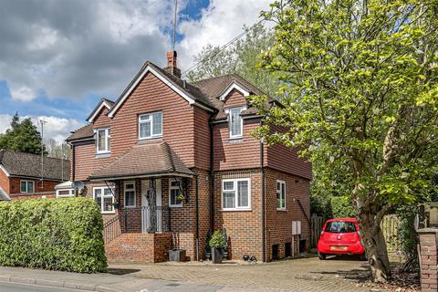 3 bedroom detached house for sale, Main Road, Sundridge TN14