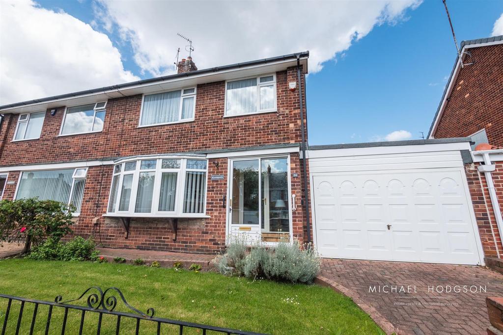 Hipsburn Drive, Barnes, Sunderland 3 bed semidetached house for sale