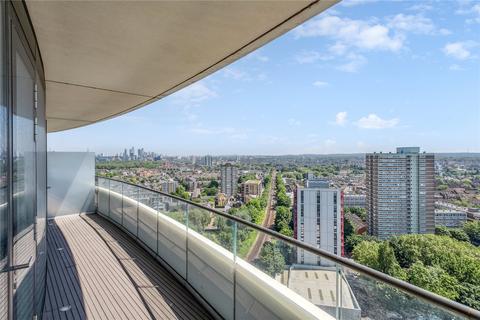 1 bedroom apartment for sale, Lombard Wharf, Lombard Road, London, SW11