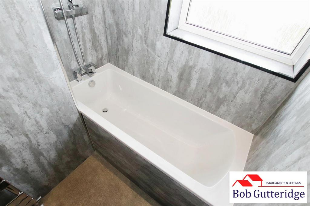 First floor family bathroom