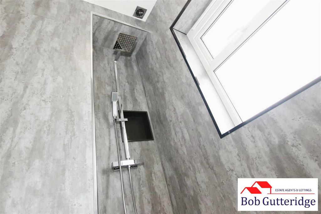First floor family bathroom