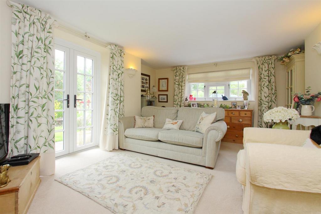 Ringwold Cottage   Sitting Room