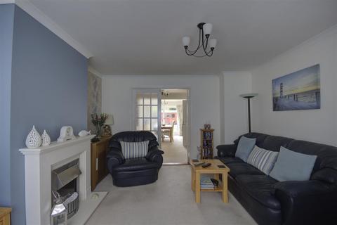 4 bedroom semi-detached house for sale, Elmshurst Gardens, Tonbridge TN10