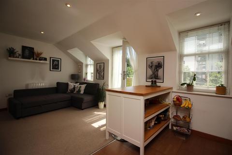 1 bedroom flat to rent, Waters Edge, Canterbury