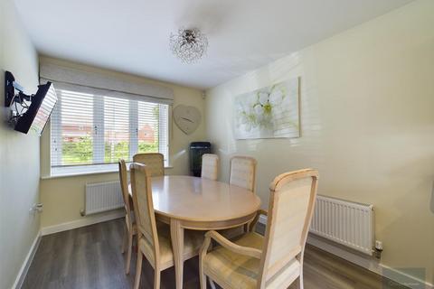 4 bedroom house for sale, Croucher Close, Exeter