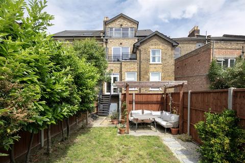 2 bedroom flat for sale, Linden Grove, Nunhead, SE15