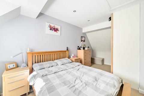 Flat 1, Dundas Court, 24 Coxwell Road, Faringdon, SN7 7EZ