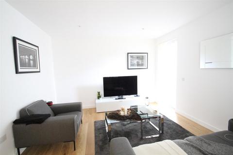 2 bedroom flat to rent, 4 Hand Axe Yard, London WC1X