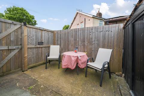 5 Abbots Road, Selby, YO8 8AS