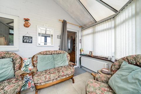 5 Abbots Road, Selby, YO8 8AS