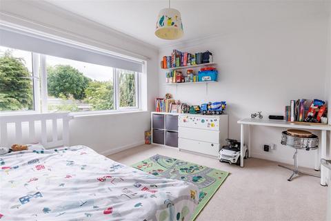 4 Crossing Road, Epping, CM16 7BQ