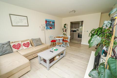 2 bedroom flat for sale, Leighton Road, Leighton Buzzard