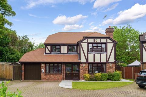 5 bedroom detached house for sale, Bayeux, Tadworth