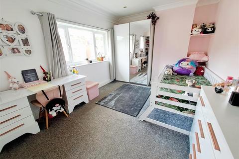 29 Clopton Road, Birmingham, B33 0RH