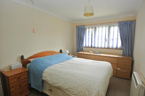 2 bedroom retirement property for sale, Berryscroft Road, Laleham TW18