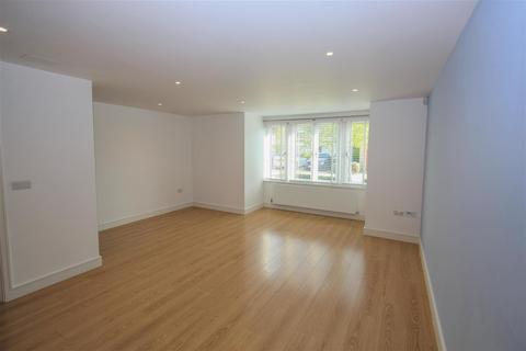 2 bedroom apartment for sale, North Courtyard, The Manor, Herringswell Bury St. Edmunds IP28