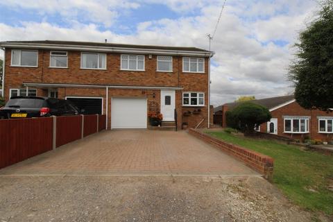 4 bedroom semi-detached house for sale, Augustine Road, Minster On Sea, Sheerness