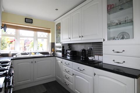 33 Augustine Road, Minster On Sea, Sheerness, ME12 2NE