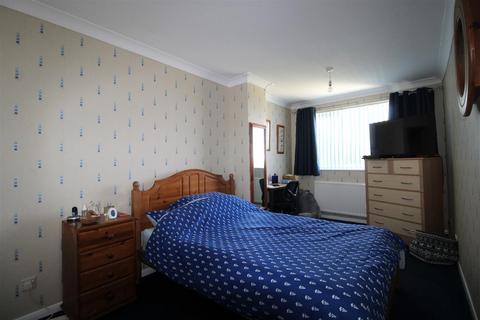 33 Augustine Road, Minster On Sea, Sheerness, ME12 2NE