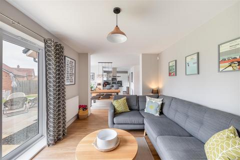 6 Beamish Way, St Mary Park, Morpeth, NE61 6DB