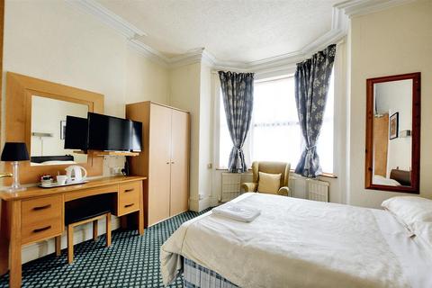 Guest house for sale, Queens Road, Beeston, Nottingham