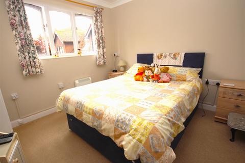 1 bedroom retirement property for sale, Croft Court, Croft Lane, Seaford