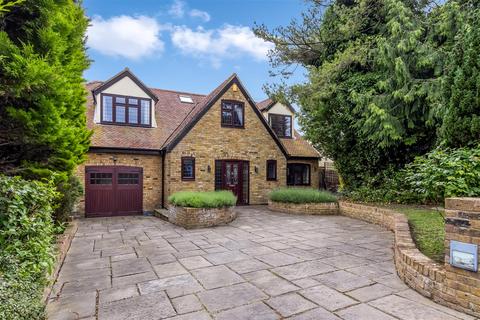 6 bedroom detached house for sale, King James Avenue, Cuffley
