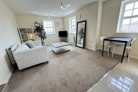 2 bedroom apartment for sale, Horseshoe Crescent, Great Barr, Birmingham