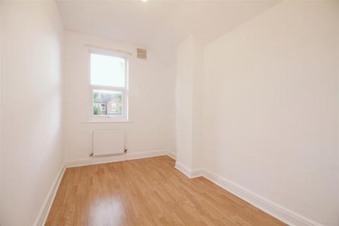 3 bedroom house to rent, Logan Street, Nottingham