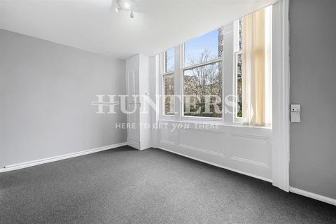 2 bedroom flat to rent, Alexandra Road, London, NW8