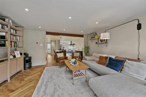 3 bedroom house for sale, Manor Road, Teddington