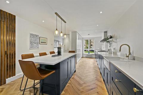 42 Manor Road, Teddington, TW11 8AB