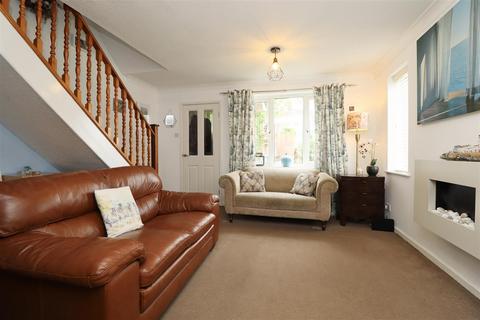 2 bedroom end of terrace house for sale, Roman Avenue South, Stamford Bridge