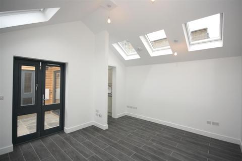 undefined, Sheen Lane, East Sheen, SW14