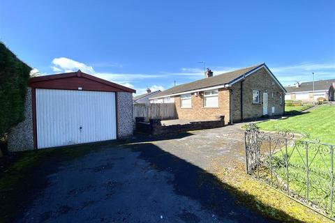 2 bedroom semi-detached bungalow for sale, Illingworth Avenue, Illingworth, Halifax