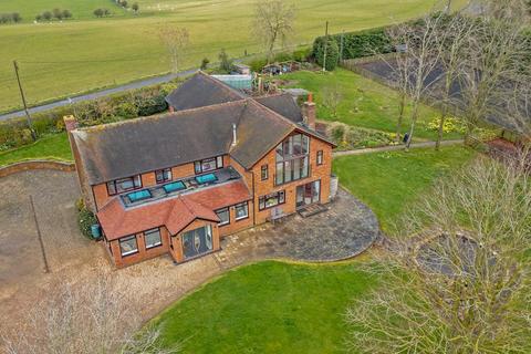 6 bedroom detached house for sale, Dunton Road, Whitchurch