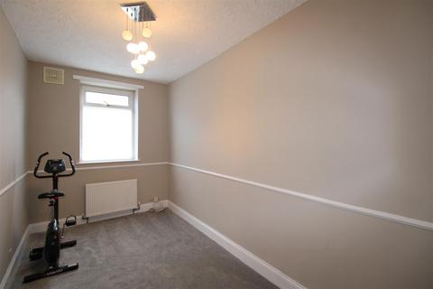 2 bedroom apartment for sale, King John Terrace, Heaton, Newcastle Upon Tyne