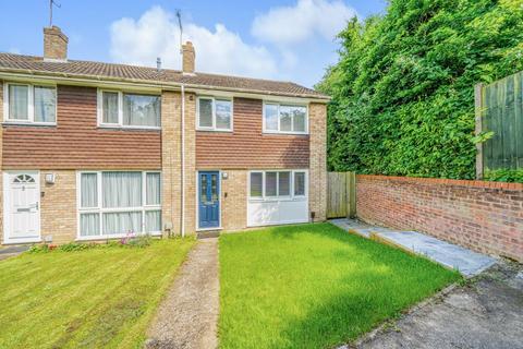 3 bedroom end of terrace house for sale, Quantock Drive, Ashford TN24