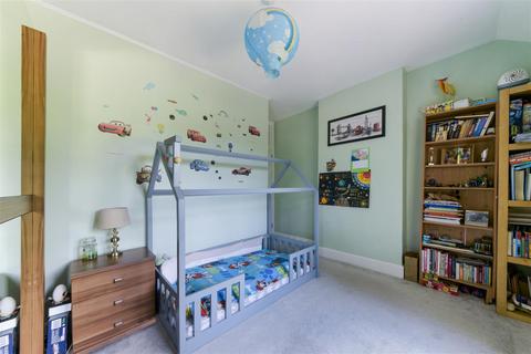 206 Hook Road, Epsom, KT19 8UB