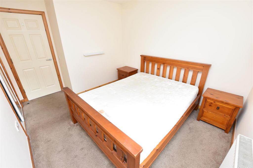 Bedroom.jpg