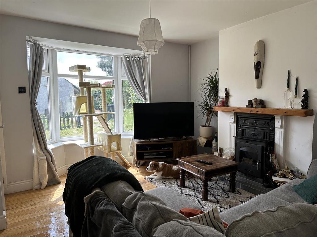 Matlock Avenue Wigston 2 bed semidetached house for sale £165,000