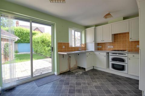 3 bedroom end of terrace house for sale, Dearne Court, Brough