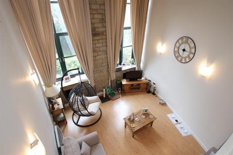 3 bedroom apartment for sale, Meadow Road, Apperley Bridge, Bradford